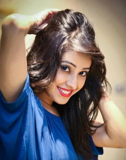 Asha Negi love life in live in relationship