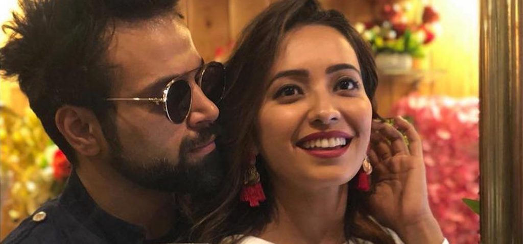 Asha Negi love life in live in relationship