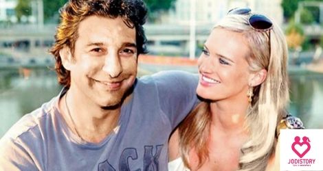 Wasim Akram LoveStory (Marriage) is Colorful