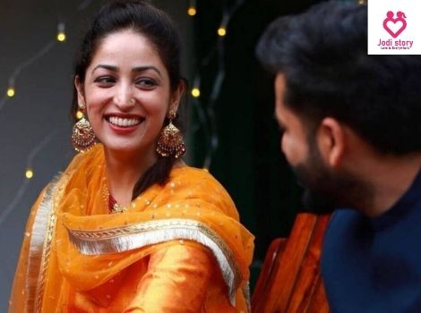 Yami Gautam and Aditya Dhar looking happy together