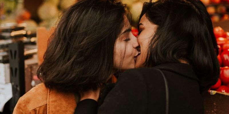 Sufi Anjali lesbian love Story
