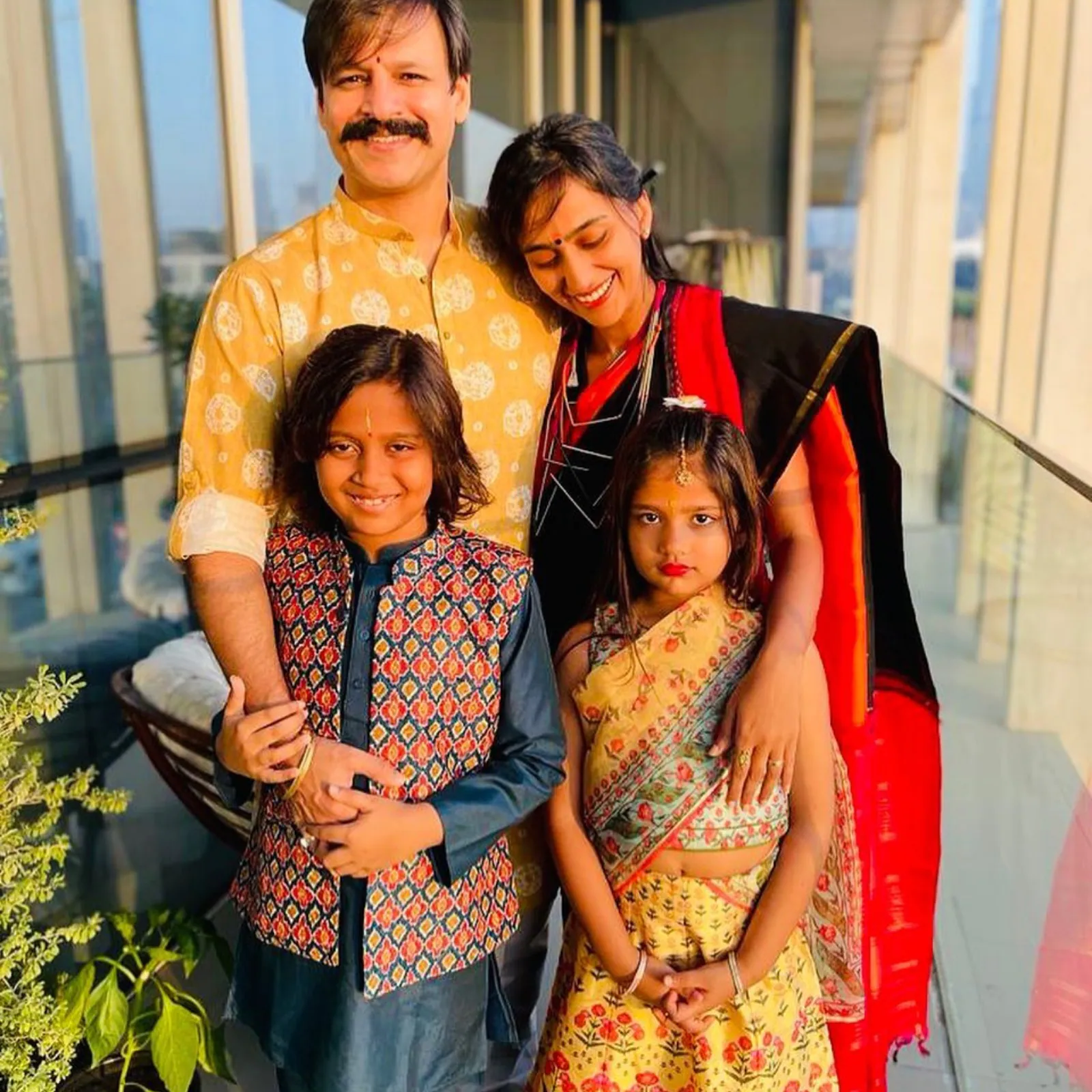 Vivek oberoi love story.