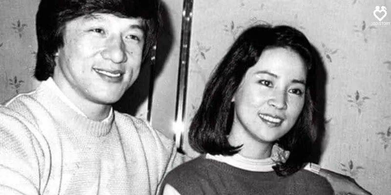 Jackie Chan & Joan Lin Feng-jia love story.